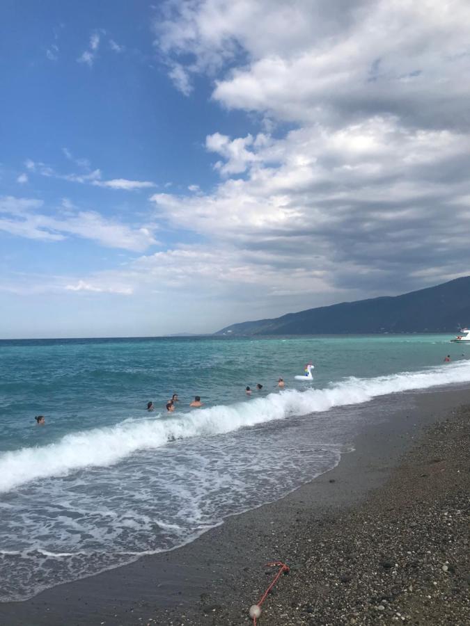 Коралл - Coral Sea Hotel Tsandrypsj Buitenkant foto