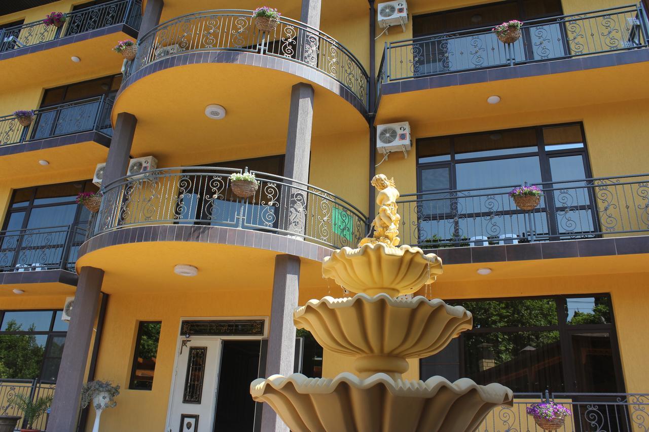 Коралл - Coral Sea Hotel Tsandrypsj Buitenkant foto